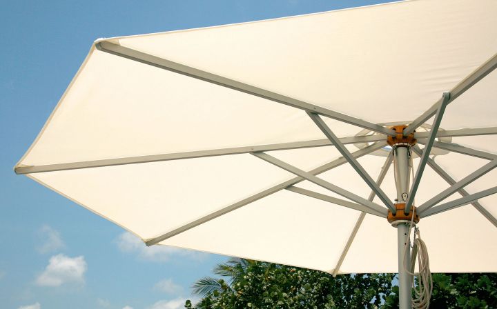 Reinforced Fabric Rib Pockets On The Barlow Tyrie 13' Pulley Lift Umbrella